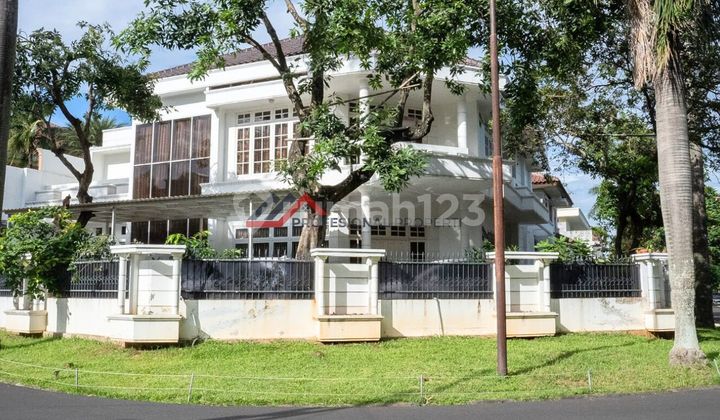 Rumah Siap Huni Lokasi Premier Lingkungan Tenang