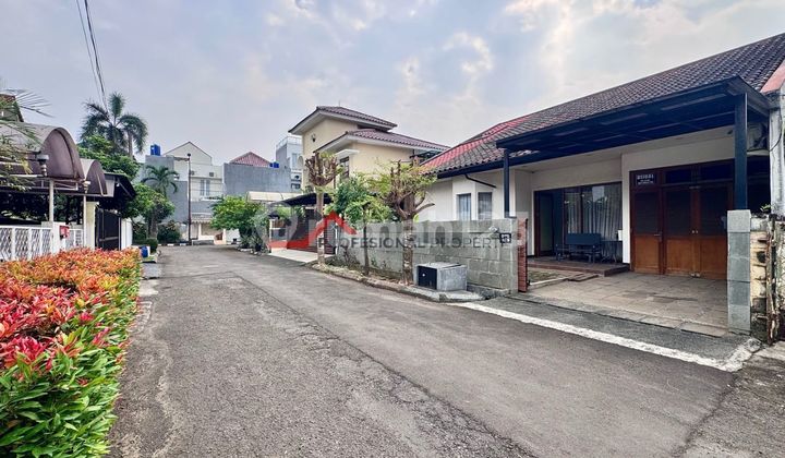 Rumah Terawat Satu Lantai Siap Huni Dalam Komplek Tenang Rumah Terawat Satu Lantai Siap Huni Dalam Komplek Tenang