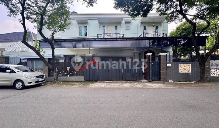 Rumah Siap Huni Lingkungan Tenang Area Radio Dalam