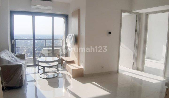 Dijual BU Apartemen LA VIZ Baru Semi Furnished View Pool 2