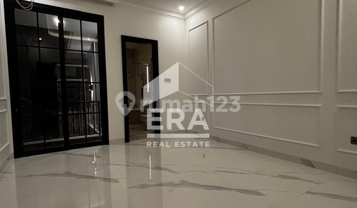 For Sale Brand New American Classic Luxury House With Private Pool - Billymoon 2