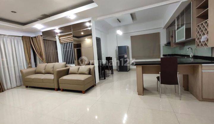 Apartement Sudirman Park 3 BR Furnished Bagus 1