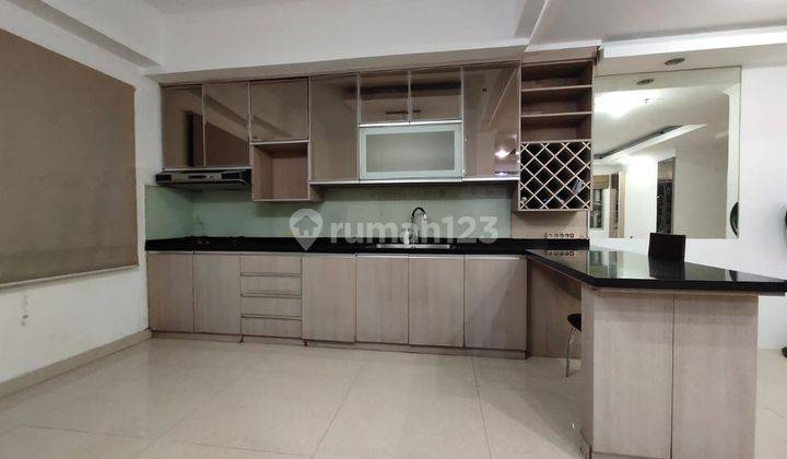 Apartement Sudirman Park 3 BR Furnished Bagus 2