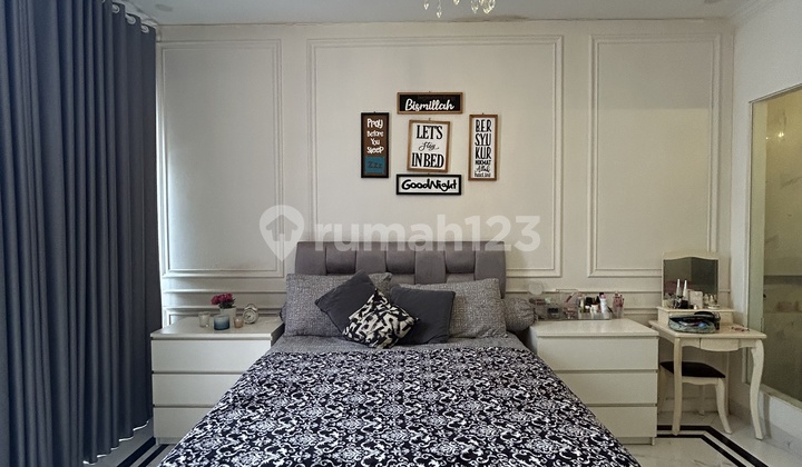 European Minimalist House with a Hotel Feel in Sunter Karya Tinggi, Jl. Dr.