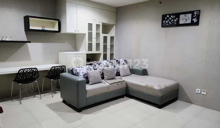 For Sale/For Rent Apt The Park Residence Furnished Middle Floor