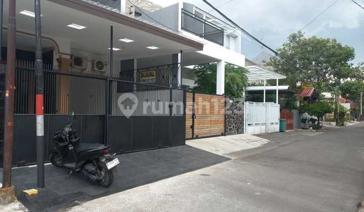 For Sale New Building House with Granite Floor in Pd Kelapa One Gate System For Sale New Building House with Granite Floor in Pd Kelapa One Gate System