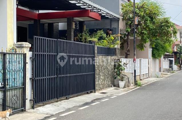 Dijual Rumah Siap Huni 2 Lantai Di Cempaka Putih  2