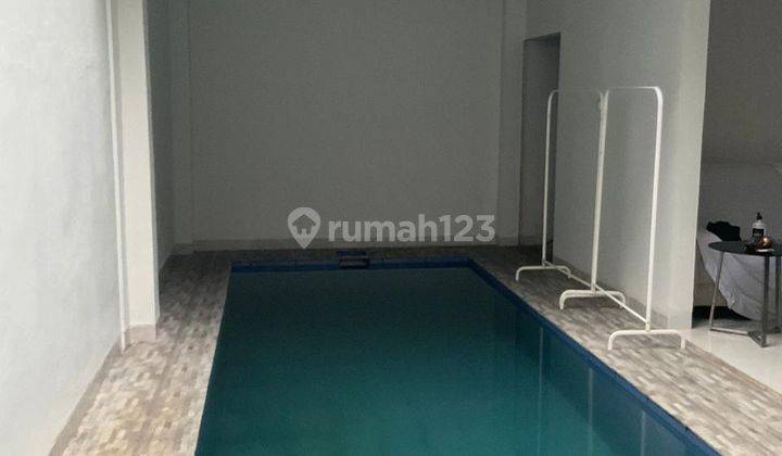 Disewakan Rumah Furnished Dgn Kolam Renang Di Cipinang Indah 1