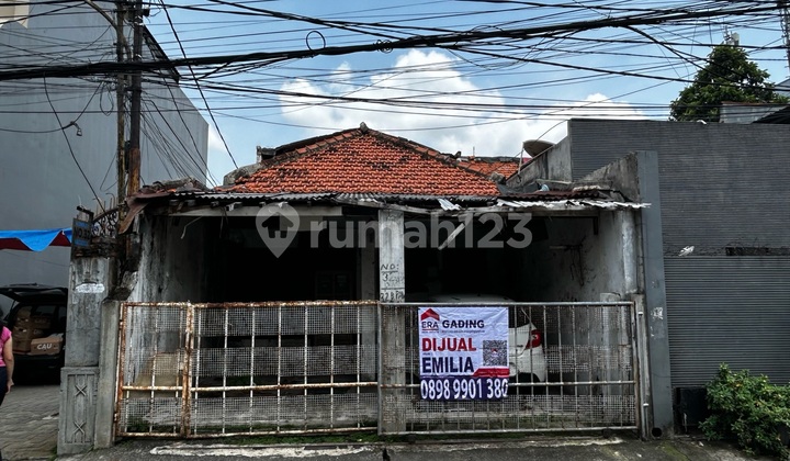 Jual Tanah Bonus Rumah di Otista bisa untuk Usaha @2.25M