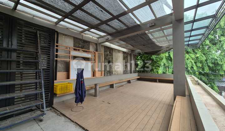 For Sale/For Rent 4-Storey Warehouse & Office in Sunter Suitable for Distributors