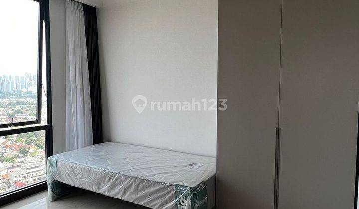 Disewakan Semi Furnish 3br Permata Hijau Suites  2