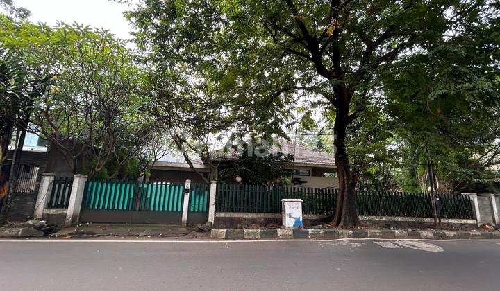 Dijual Cepat Rumah di Permata Hijau Raya 2