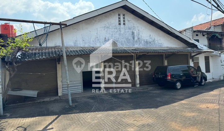 *DIJUAL TANAH + GUDANG DI JATIBENING - BEKASI DEKAT KE TOL JORR HARGA HITUNG TANAH SAJA !!*