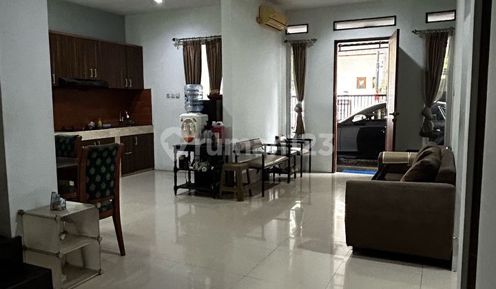 Dijual Rumah Siap Huni & Terawat di Rawamangun @3.5M Dijual Rumah Siap Huni & Terawat di Rawamangun @3.5M