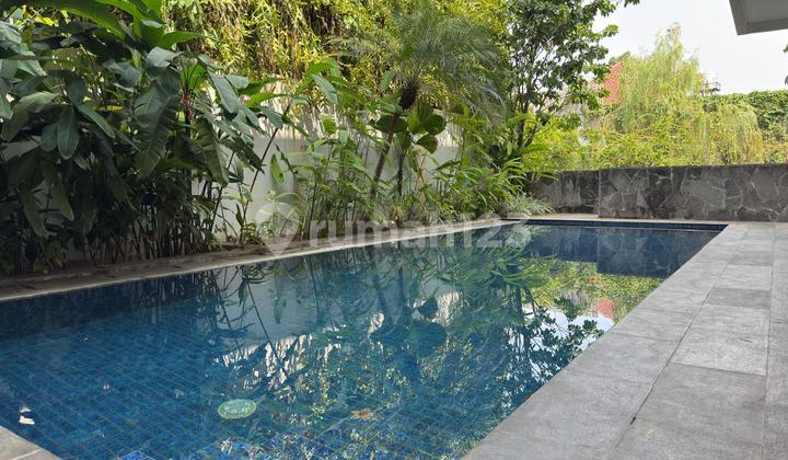 Jual/Sewa Rumah Cluster Mewah Kemang Lb 928M2 +Swimming Pool Jual/Sewa Rumah Cluster Mewah Kemang Lb 928M2 +Swimming Pool