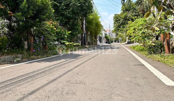 Decent 303m2 House in Cempaka Putih Barat Only 5.3m !! 2