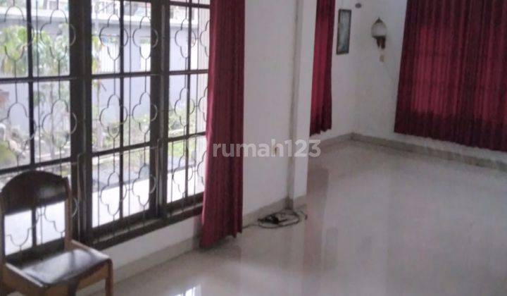 Dijual Murah !!  Rumah Hoek Di Kompleks Ptb Duren Sawit 2