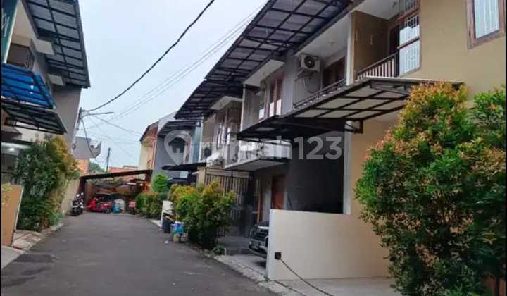 Rumah Bagus Siap Huni Dalam Cluster Di Condet