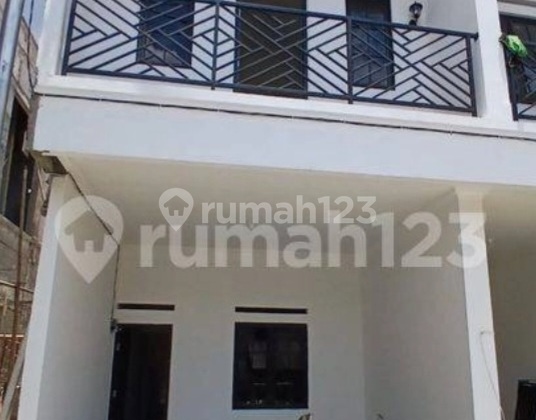 Rumah Bagus 2 Lt Dlm Cluster Shm Di Condet