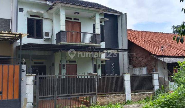 Rumah 2 Lantai Bagus SHM di Condet, Jakarta Timur 1