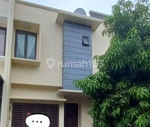 Rumah 2 Lantai Bagus SHM di Condet, Jakarta Timur 1