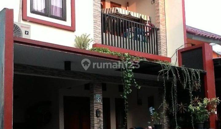 Rumah 2 Lantai Bagus Unfurnished SHM di Condet, Jakarta Timur 1