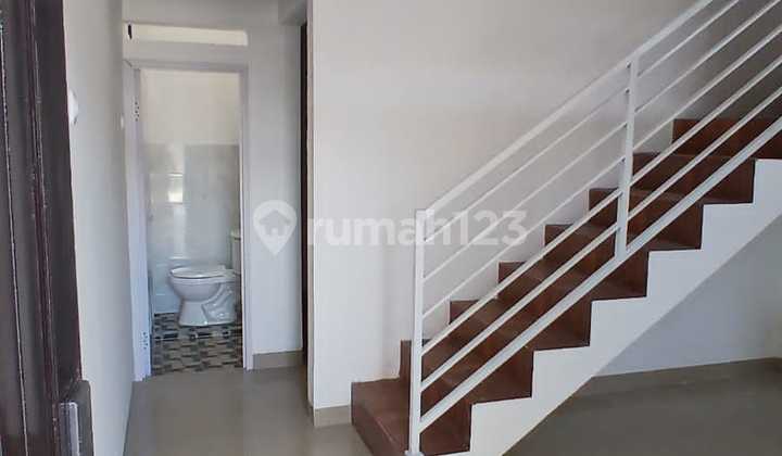 Dijual Rumah 2 Lt Dlm Cluster Akses Mobil Kecil.di Condet 2