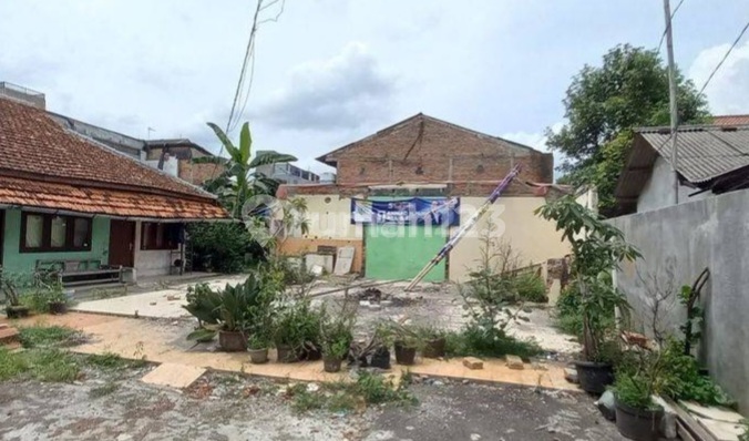 Dijual.kavling Tanah Lokasi Sangat Strategis 64m2 Shm Di Condet 1