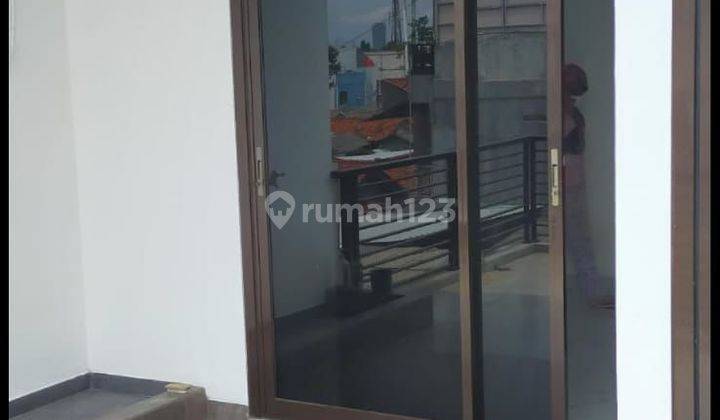 Rumah Kontrakan 3 Lantai Shm Bagus 2