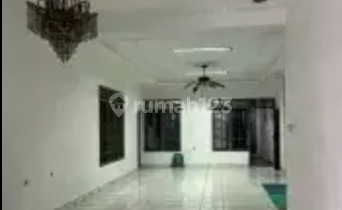 Dijual Rumah Butuh Minim Renovasi Shm Dekat Raya Condet 2