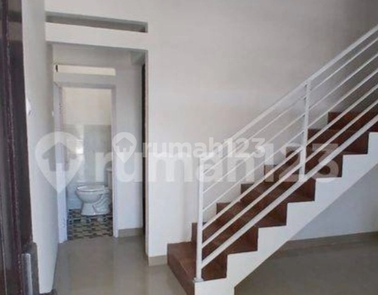 Rumah Bagus 2 Lt Dlm Cluster Shm Di Condet 2