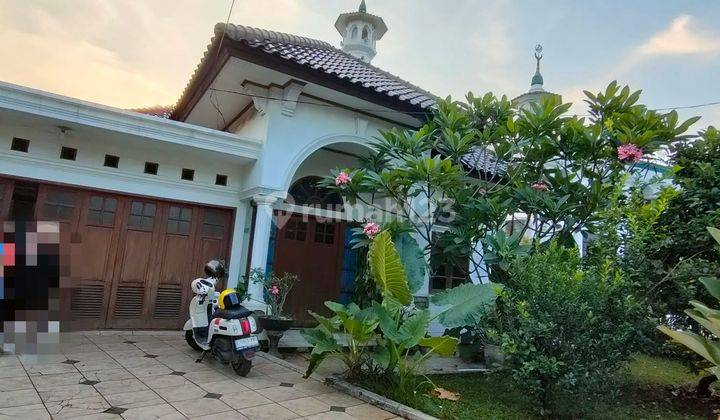 Rumah second luas pinggir jalan raya sangat cocok untuk kafe, kantor dekat Pakuwon Mall Bekasi 2