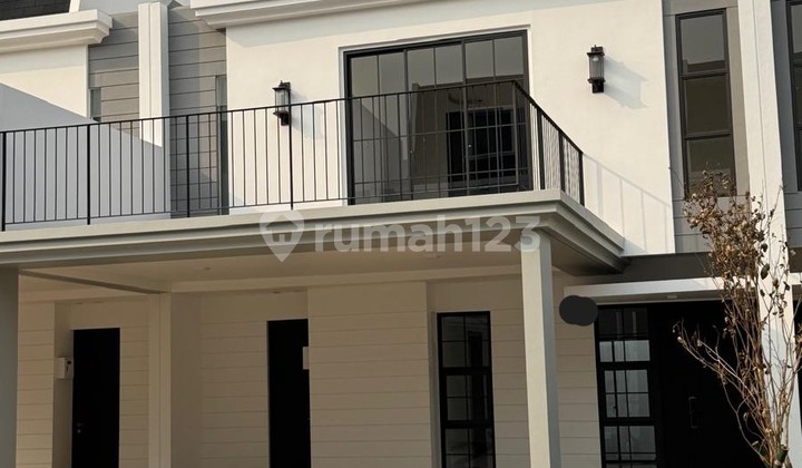 Rumah Modern Lebar 8 Cluster Wisteria, Cakung, Jakarta Timur, 011