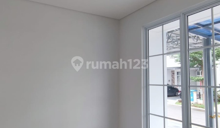 Brand New Jual Cepat Rumah Modern 2 Lantai Laseine, Cakung, Jakarta Timur, 028