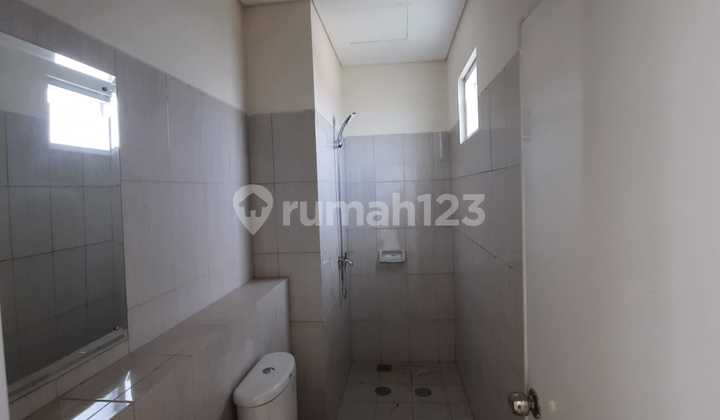 For Rent Quick Shop House Cleon Park Width 5, Jakarta Garden City, Cakung, 007 2