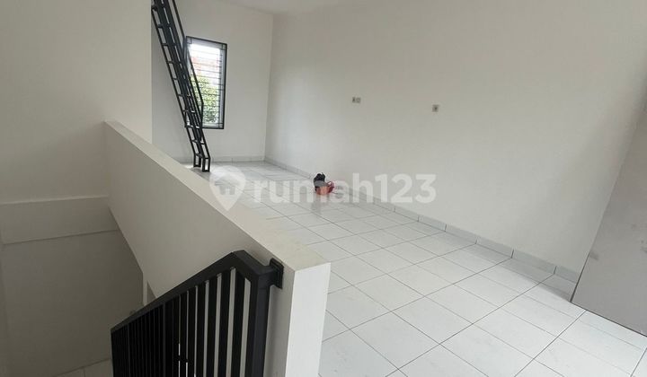 For Rent 2-Story Shop House Ready to Use Poris Residen Strategic & Busy Location, Tangerang City, 004 2