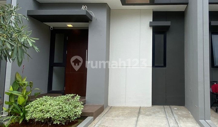Affordable 2-Story Deluxe Regia Type House for Rent, Summarecon Crown Gading, Bekasi, 018 Affordable 2-Story Deluxe Regia Type House for Rent, Summarecon Crown Gading, Bekasi, 018