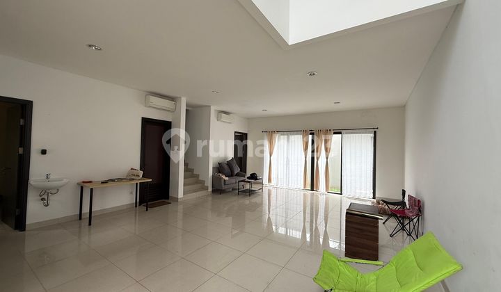 Disewakan Rumah Lebar 9 dengan Attic Room Wisteria, Cakung, Jakarta Timur, 007 Disewakan Rumah Lebar 9 dengan Attic Room Wisteria, Cakung, Jakarta Timur, 007