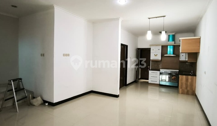 Disewa Rumah Minimalis Di Metland Menteng Cluster Valeria, Cakung, Jakarta Timur, 007