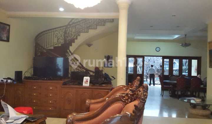 Disewakan Cepat Rumah Mewah Lebar 12 Taman Modern, Cakung, Jakarta Timur, 013