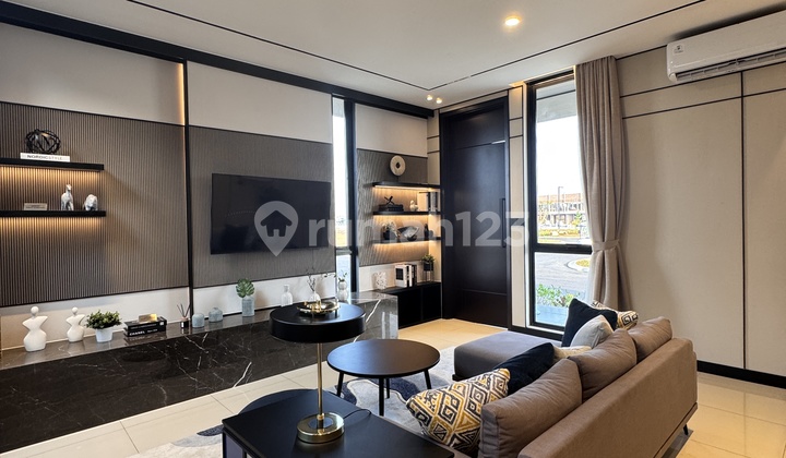 Jual Rumah Mewah Di Kawasan Elit Cluster Chelia, Summarecon Crown Gading, Bekasi 