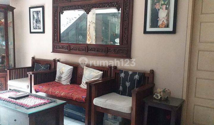 Rumah 2 Lantai di lokasi Bintaro Jakarta selatan   1