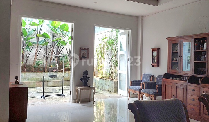 Nice House with SHM in Limo Cinere, Near Cinere Toll Road. 2