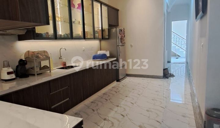 Rumah Siap Huni Dekat Sumarecon.mall Di Gading Serpong