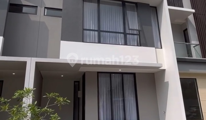 For Rent: Nice and Well-Maintained House in Discovery Bintaro Jaya 2