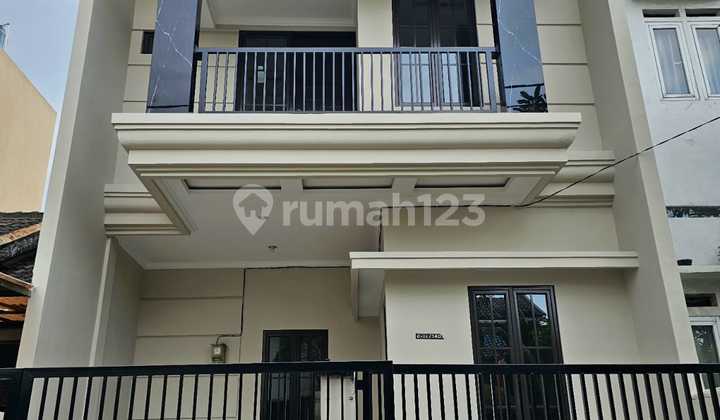 Rumah Baru Dengan Design Yg Menarik Di Graha Raya Bintaro Rumah Baru Dengan Design Yg Menarik Di Graha Raya Bintaro