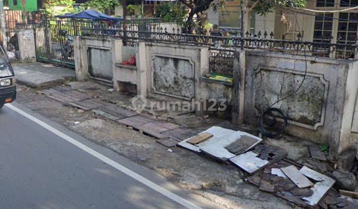 Dijual tanah dan bangunan di Jalan kresek raya  2