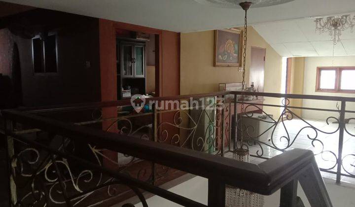 Dijual Rumah Tinggal Dan Tempat Usaha Pinggir Jalan Raya, Sektor 1, Bintaro 1