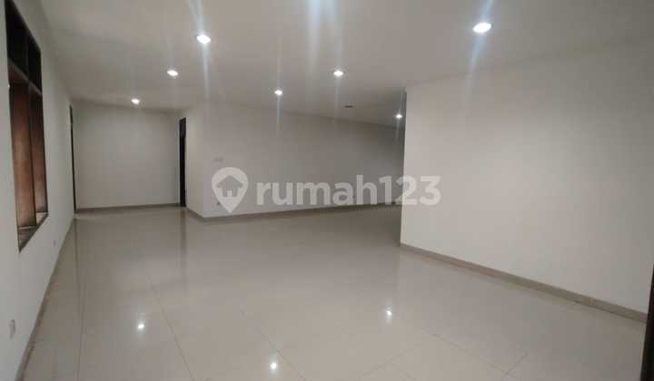 Menteng, Lokasi Premium Dan Strategis, Zona Komersi Izin 8 Lantai Cocok Untukntuk Kantor Dan Resto 2