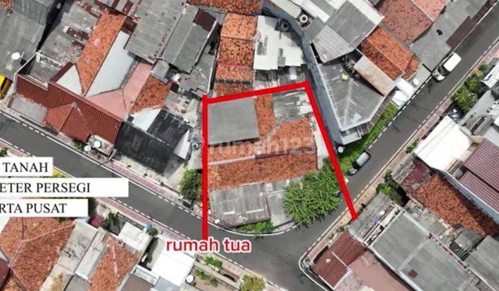 Murah Rumah Kos / 2 Rumah Tua, Hoek,  Pusat Kota, Strategis Dan Asri, Bebas Banjir,  Bendungan Hilir 1